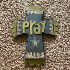 ‘PRAY’ Green Wall Cross